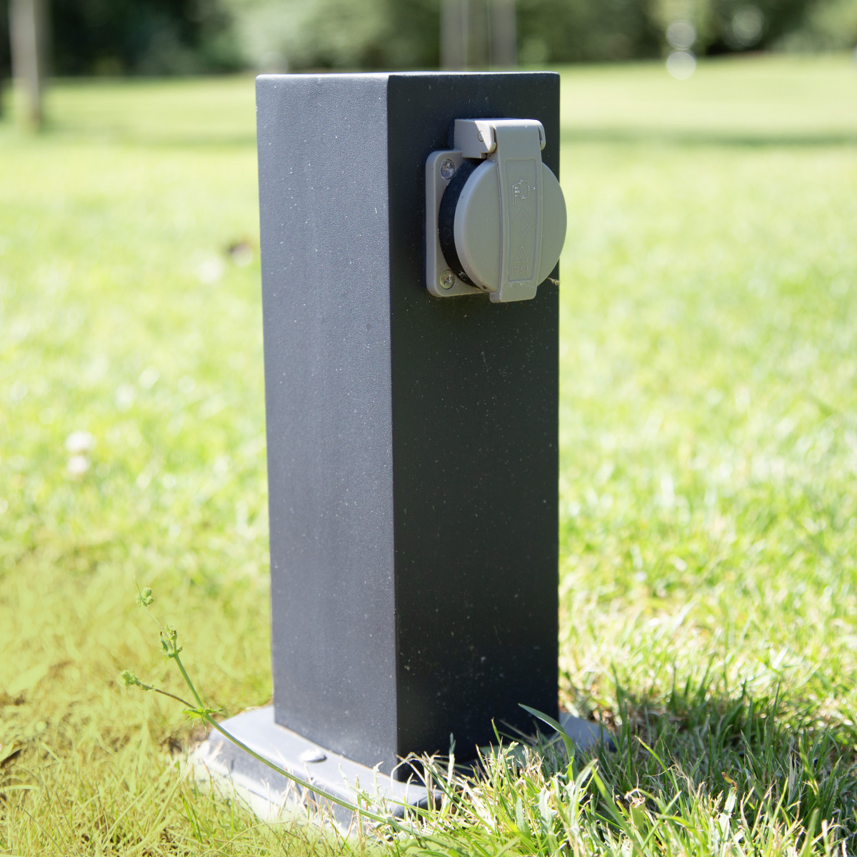 Garden socket black