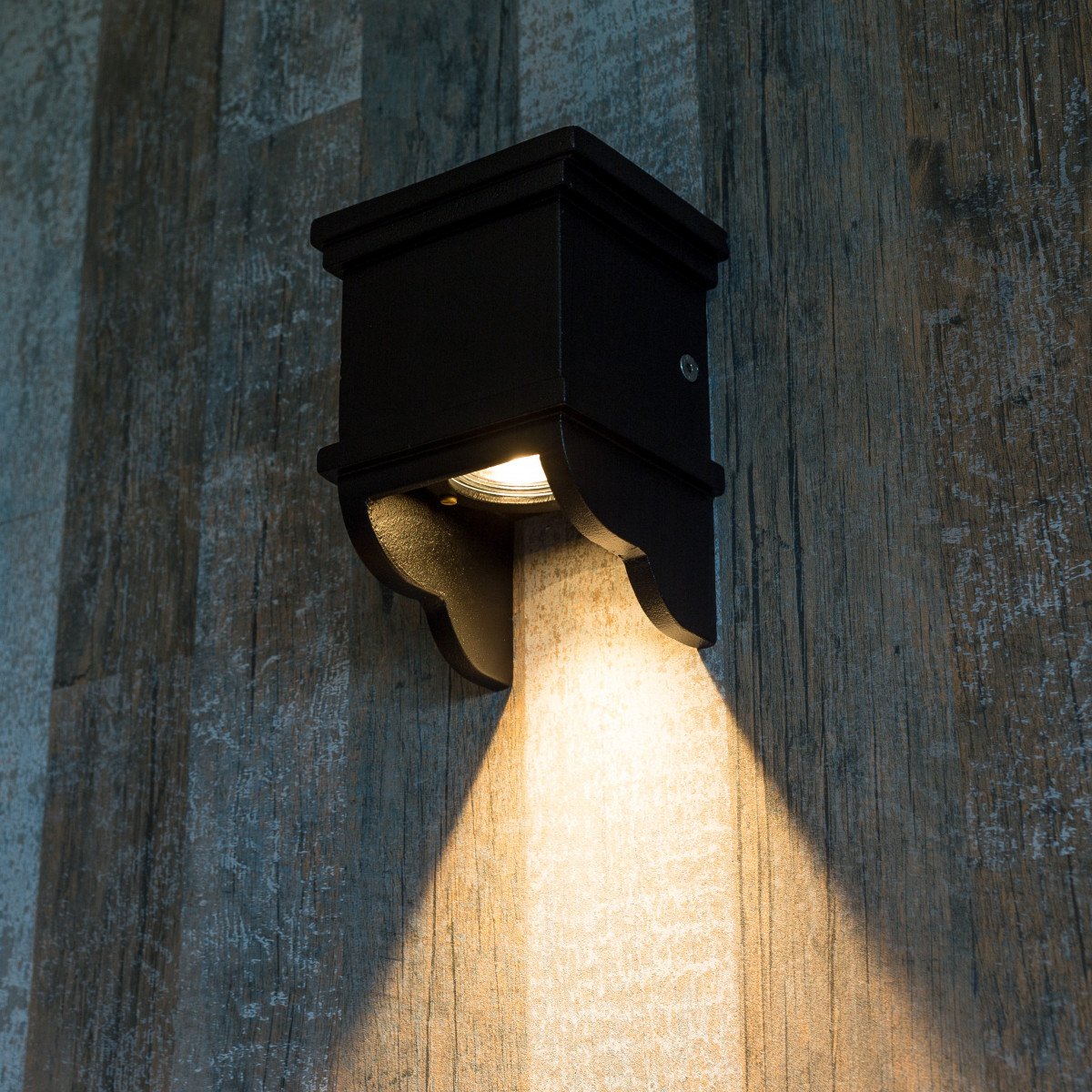 Wall light Borgo Ondo