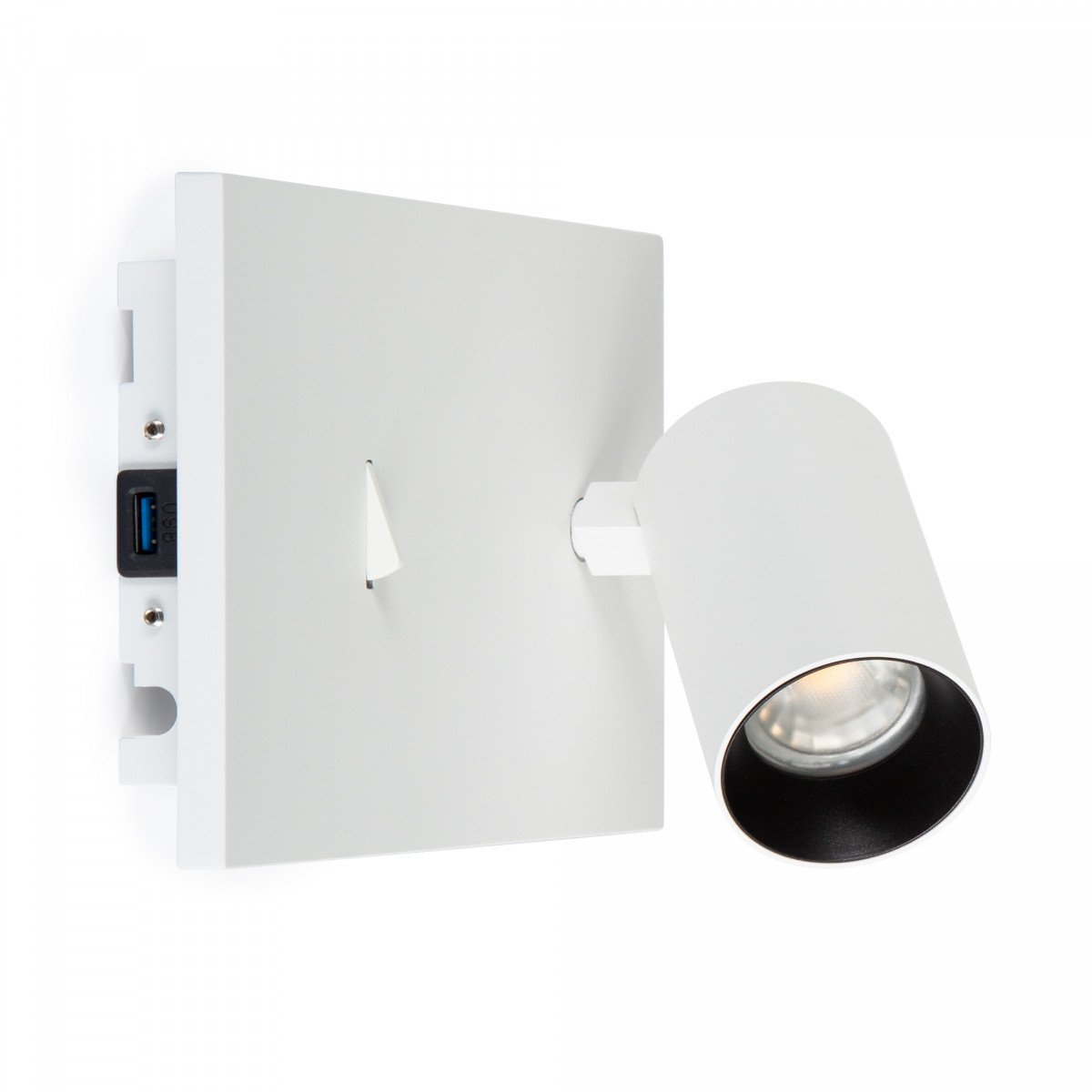 Moderne wandspot Mila voorzien van USB poorten en aan/uit knop