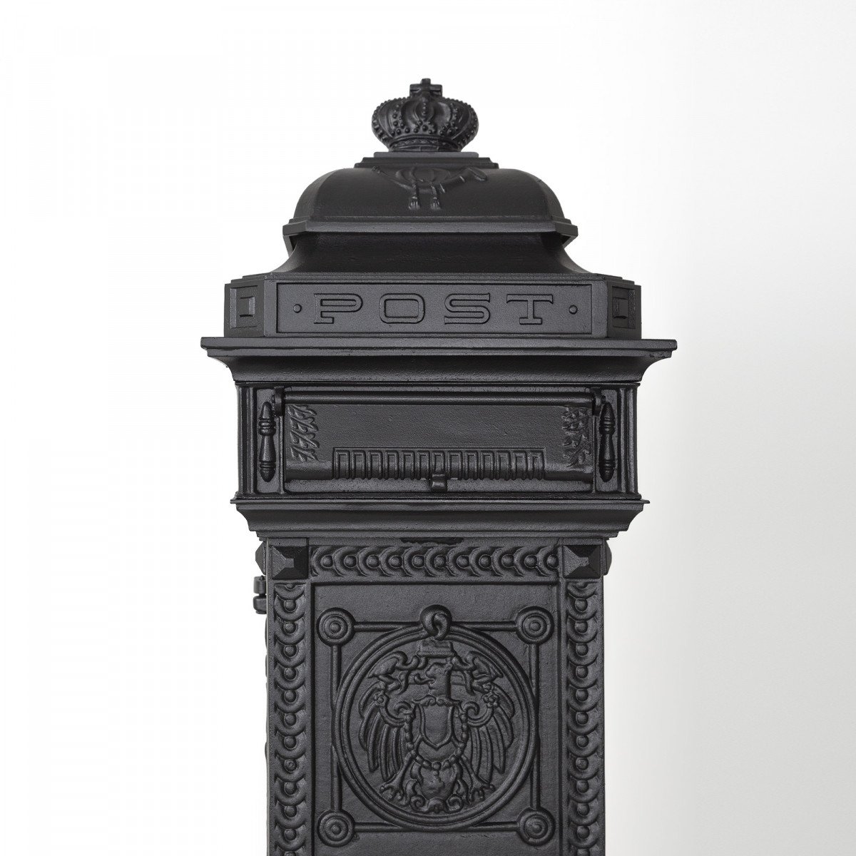 Post box B10B Giant
