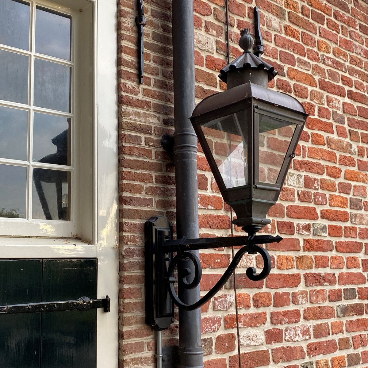 Jan van der Heijden L post lantern