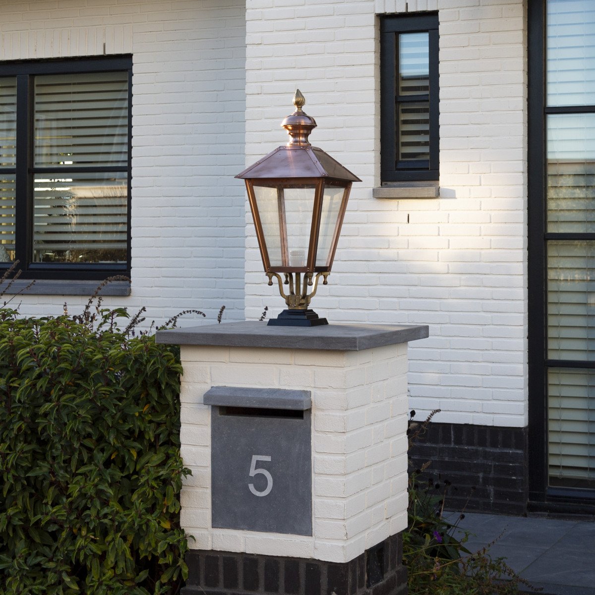 Purmerend L post lantern