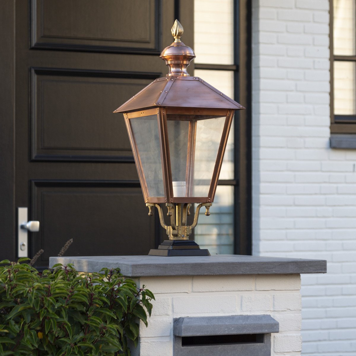 Purmerend L post lantern