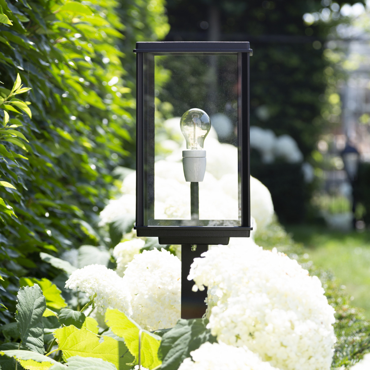 Outdoor lighting post sleek and stylish, black outdoor lighting, rectangular design from KS outdoor lighting company