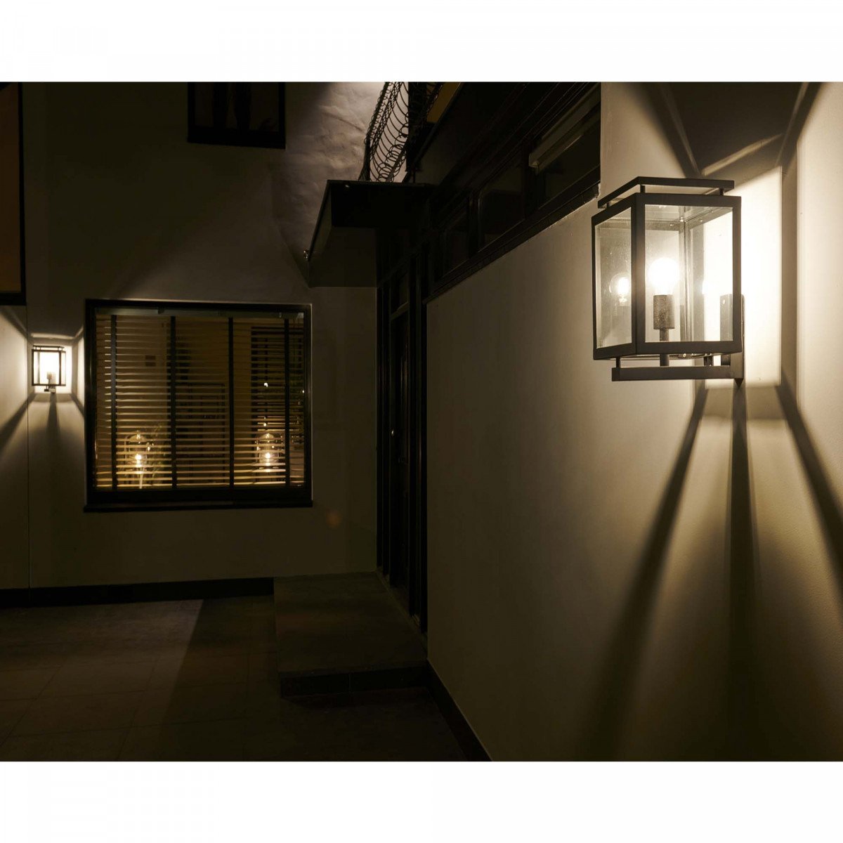 KS Lighting De Vecht , Sleek and Stylish modern design outdoor lighting stainless steel, exterior lighting, handmade by KS outdoor lighting company