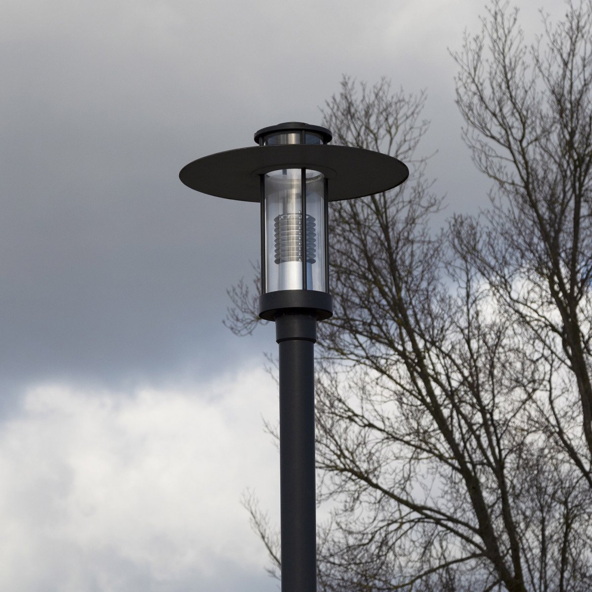 Parkline lighting post 1