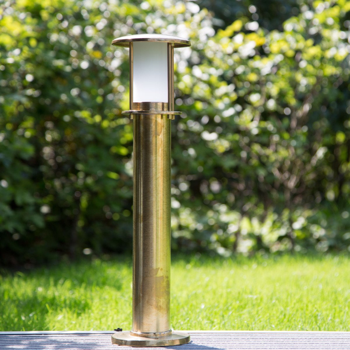 Post light Resident brass